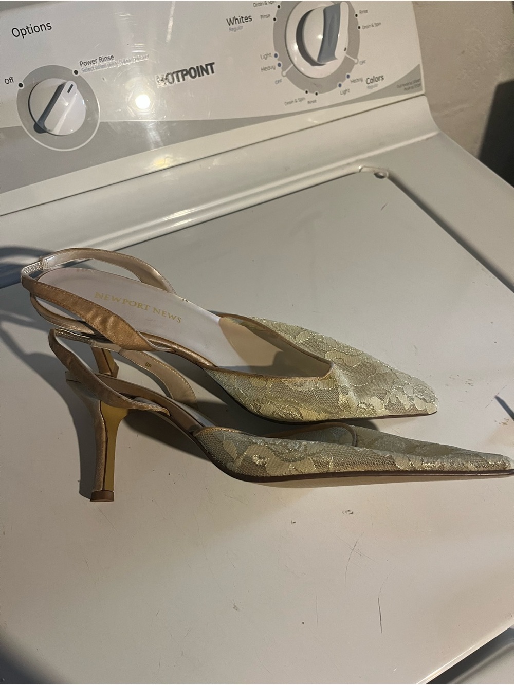 Newport News Lace Pointed-Toe Slingback Heels in Metallic Gold